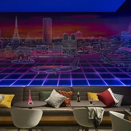 Moxy Paris Charles De Gaulle Airport מלון