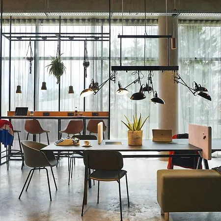 Moxy Paris Charles De Gaulle Airport רואיסי-אן-פרנס