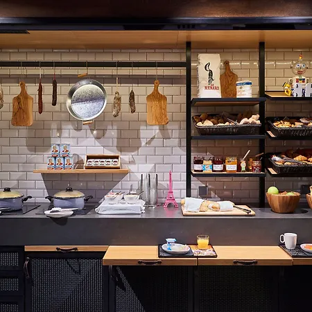 Moxy Paris Charles De Gaulle Airport Roissy-en-France