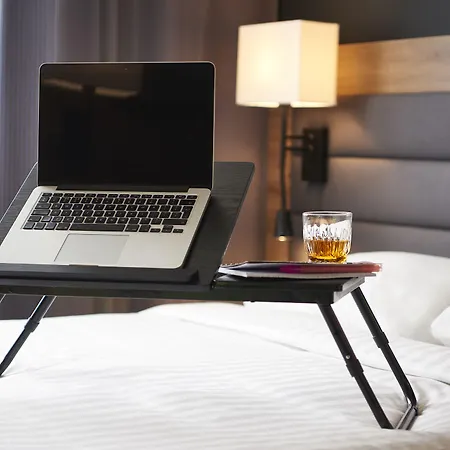 Szálloda Moxy Paris Charles De Gaulle Airport Roissy-en-France