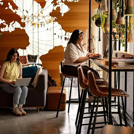 Moxy Paris Charles De Gaulle Airport 3*
