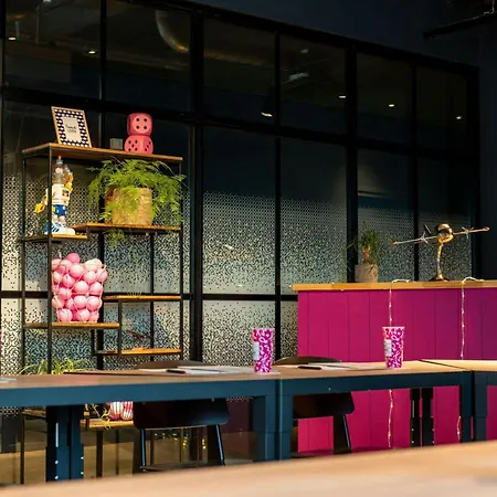 Moxy Paris Charles De Gaulle Airport 3* Roissy-en-France