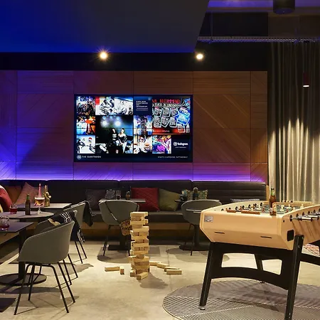 Moxy Paris Charles De Gaulle Airport Roissy-en-France