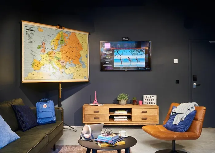 Hotel Moxy Paris Charles De Gaulle Airport