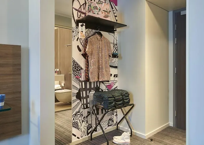 Hotel Moxy Paris Charles De Gaulle Airport