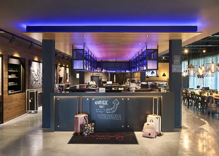 Moxy Paris Charles De Gaulle Airport 루와시 앙 프랑스