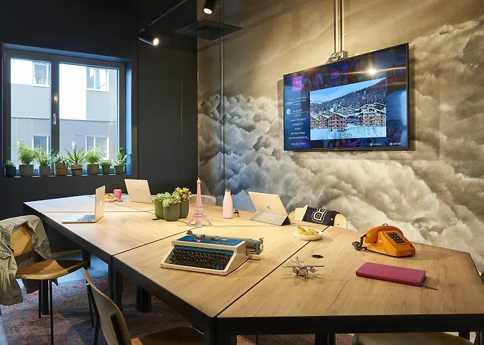 Hotel Moxy Paris Charles De Gaulle Airport Roissy-en-France